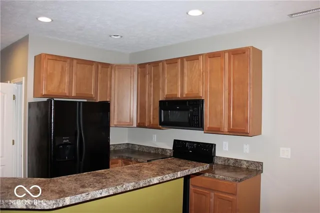 $1,875 | 14323 Prairie Meadows Drive, Noblesville, IN 46060