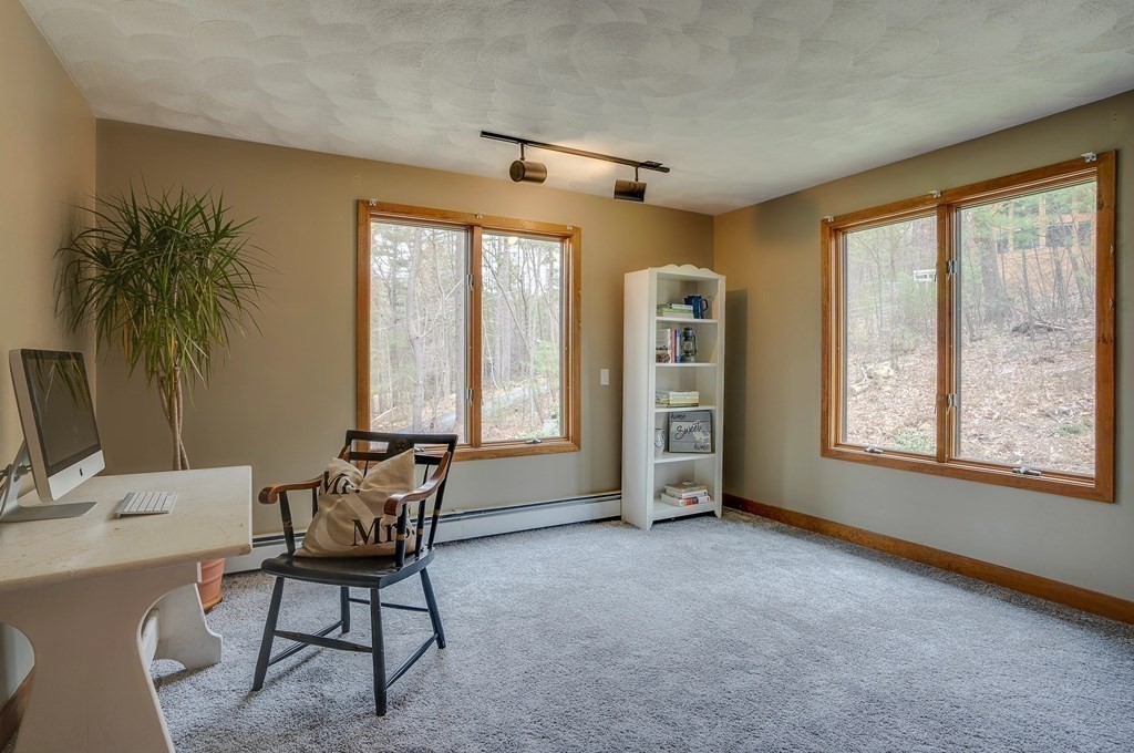 108 Littleton Road Harvard, MA 01451 - Photo 16 of 31