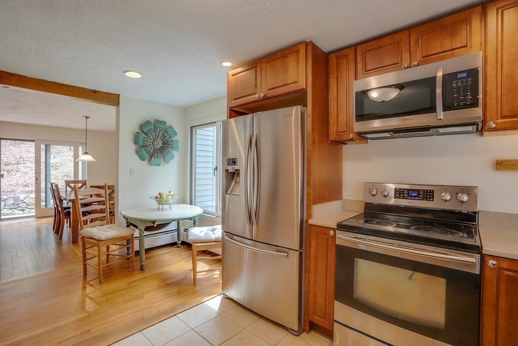 108 Littleton Road Harvard, MA 01451 - Photo 5 of 31