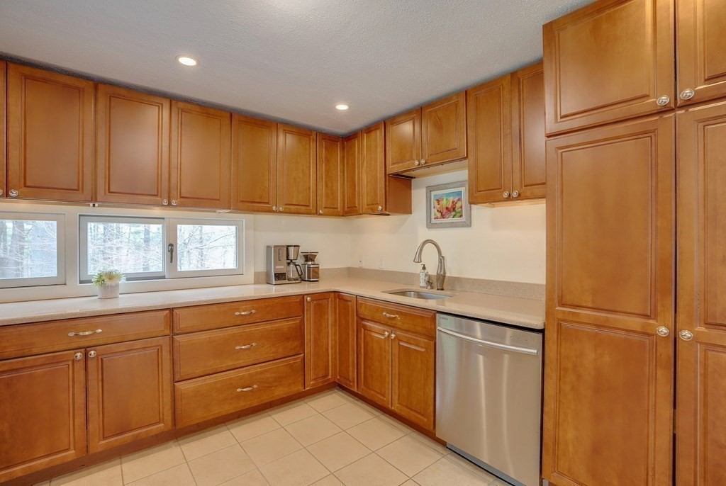 108 Littleton Road Harvard, MA 01451 - Photo 8 of 31