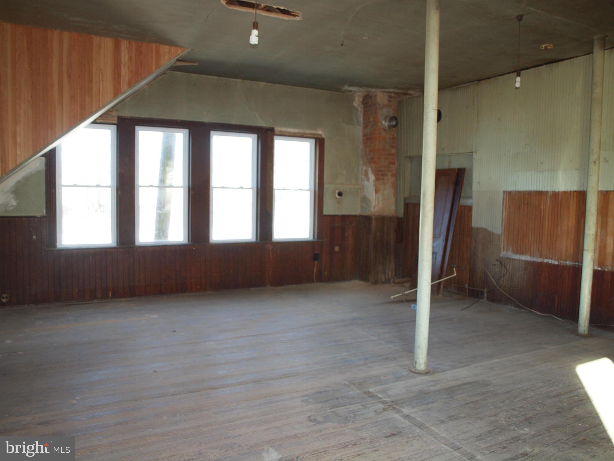 525 Mckinstrys Mill Road Union Bridge, MD 21791 - Photo 10 of 22 Living Room