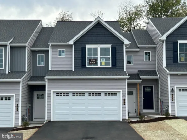 $339,375 | 130 Magnolia Drive, Middletown, PA 17057