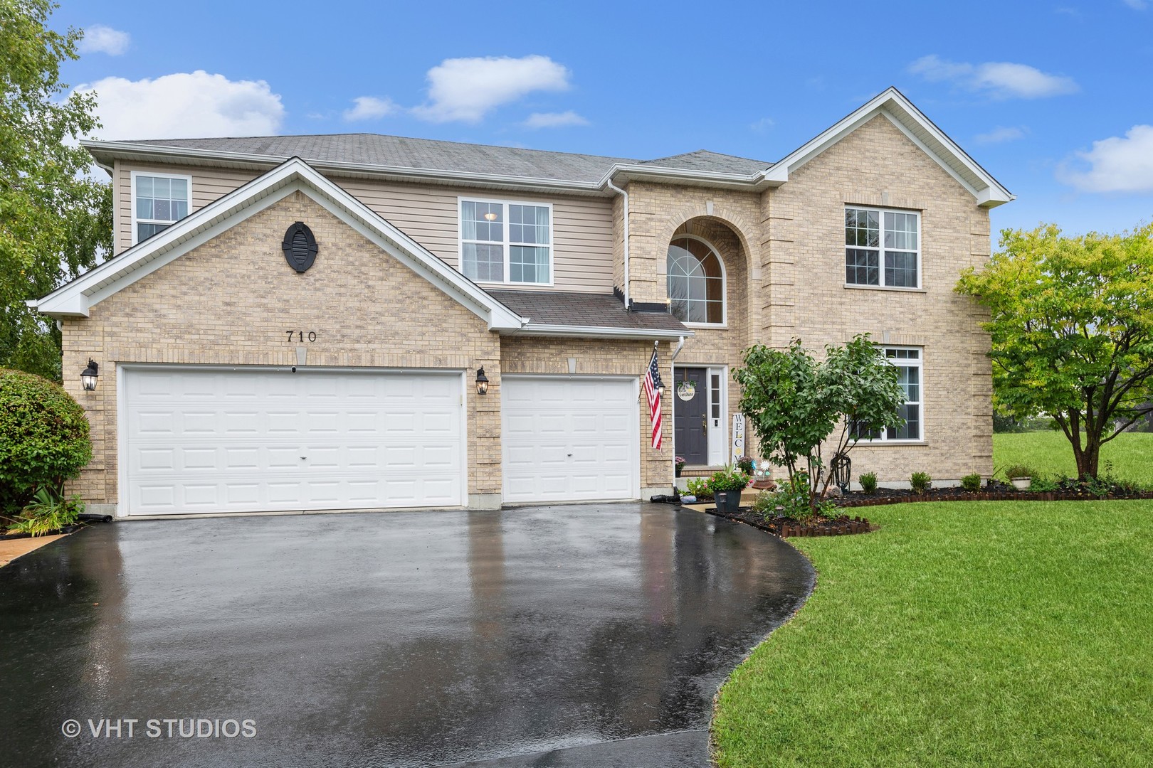 710 Fox Trail Terrace Cary, IL 60013 - Photo 1 of 23 a view of a house with a yard
