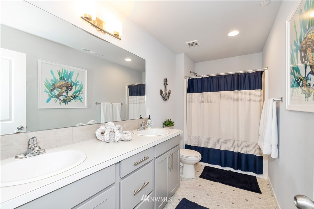 1037 Banyan Road Bremerton, WA 98310 - Photo 17 of 28 Gallery Image 17