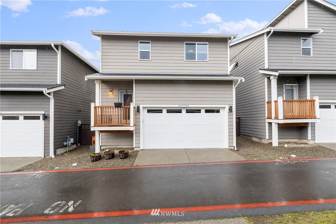 1037 Banyan Road Bremerton, WA 98310 - Photo 2 of 28 Gallery Image 2