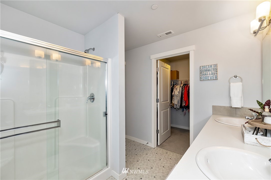 1037 Banyan Road Bremerton, WA 98310 - Photo 24 of 28 Gallery Image 24
