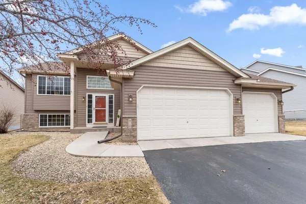 $419,900 | 810 Kadler Avenue Northeast, Hanover, MN 55341