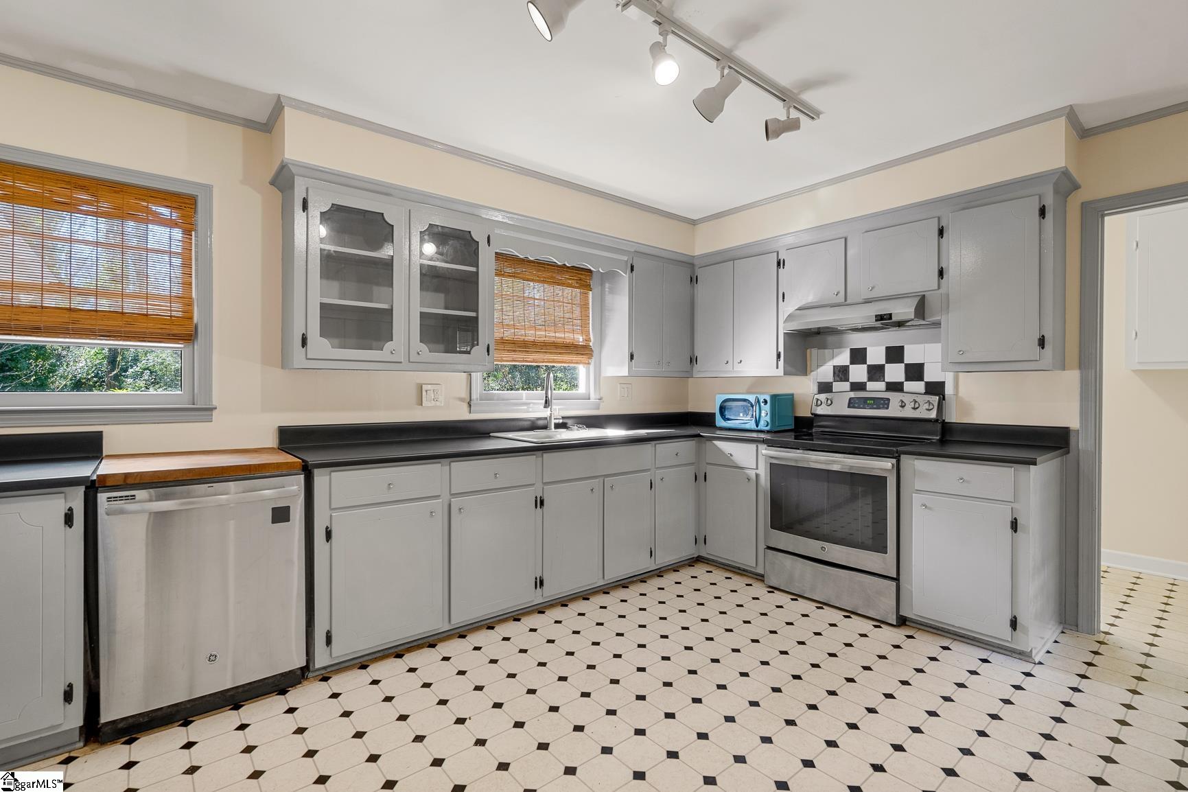 202 Brook Street Clemson, SC 29631 - Photo 15 of 40