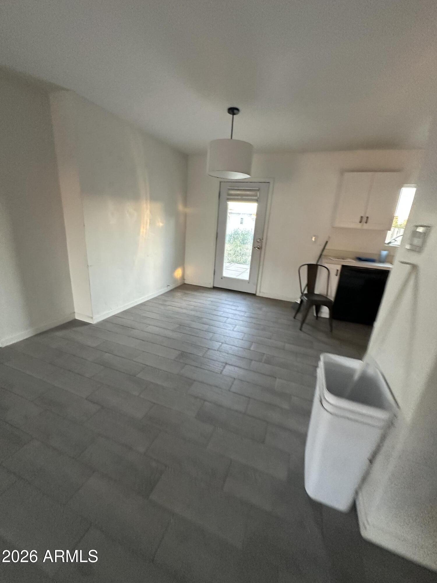 203 West Mission Lane Phoenix, AZ 85021 - Photo 11 of 17 dining room