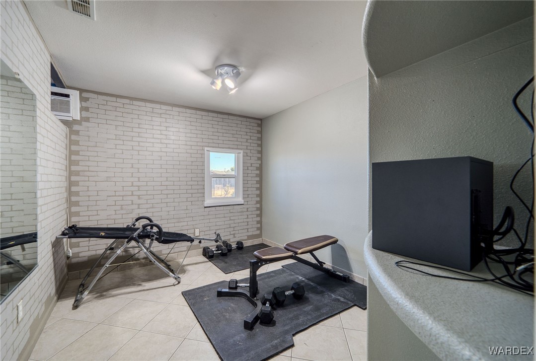 4063 Cavalry Road Fort Mohave, AZ 86426 - Photo 44 of 97 Exercise Room