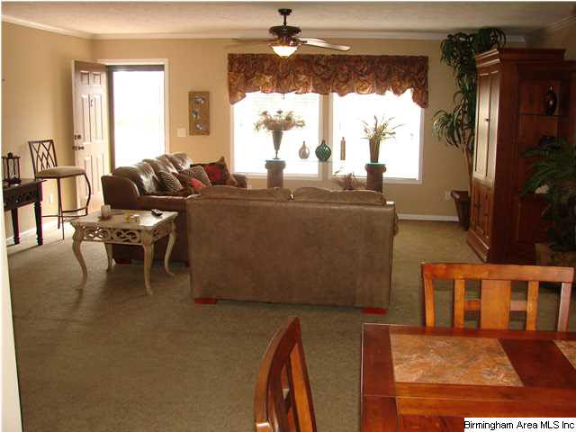 88 Brantleyville Drive Alabaster, AL 35114 - Photo 7 of 32