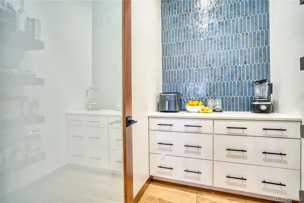 $2,370,000 | 35060 Hillhouse Lane, Windsor, CO 80550