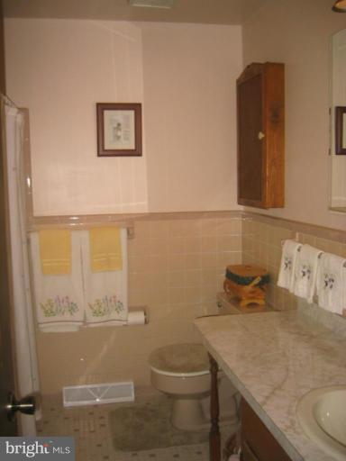 18520 Three Notch Road Lexington Park, MD 20653 - Photo 14 of 21 Bath #1