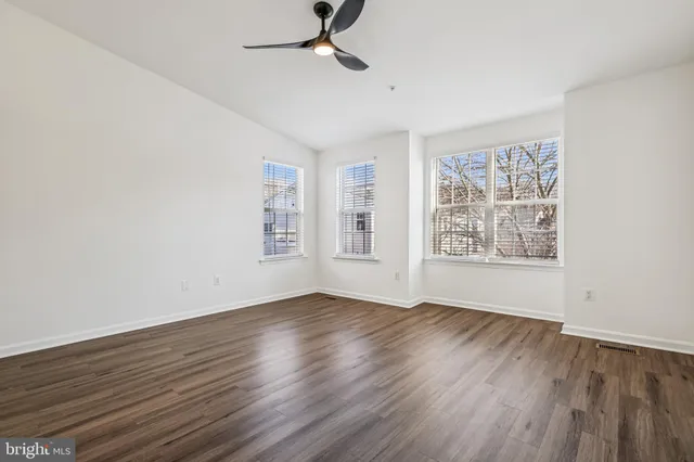 $2,800 | 8 Crusader Court, Germantown, MD 20874