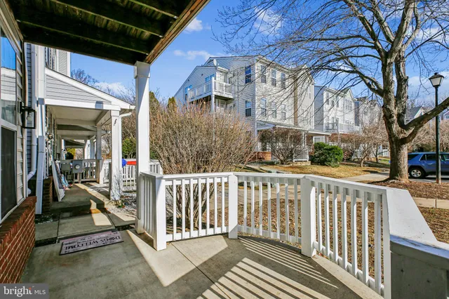 $2,800 | 8 Crusader Court, Germantown, MD 20874