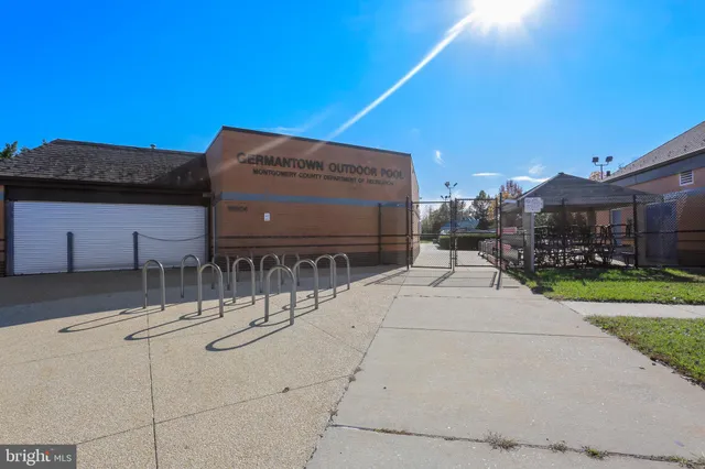 $2,800 | 8 Crusader Court, Germantown, MD 20874