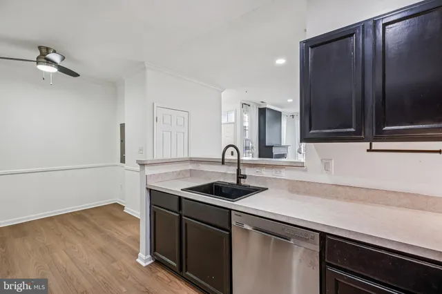 $2,800 | 8 Crusader Court, Germantown, MD 20874