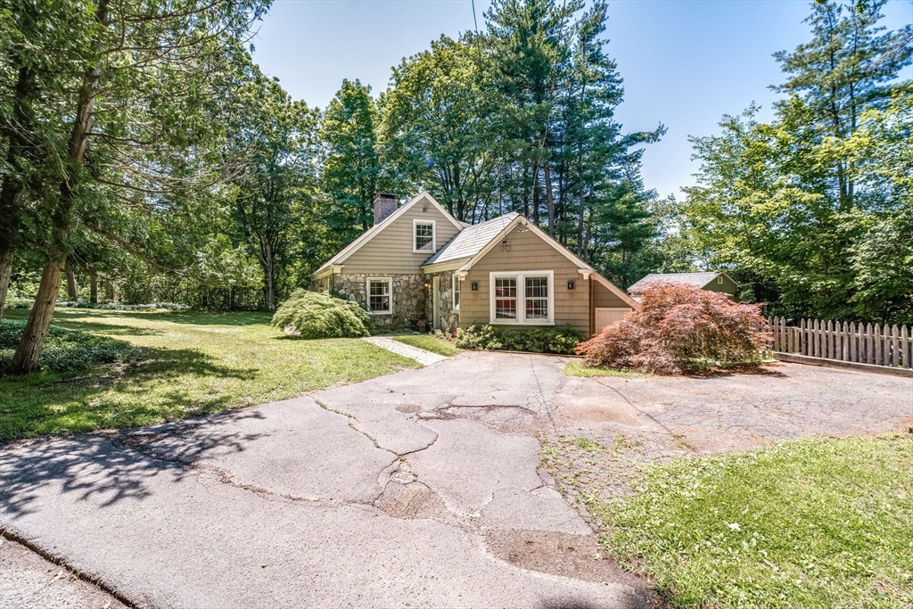 18 Plum Tree Road Amherst, MA 01002 - Photo 33 of 38