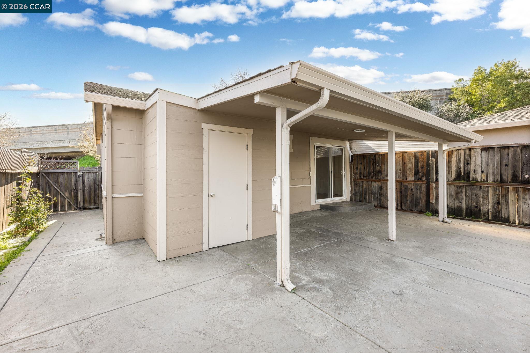 4820 Blum Road Martinez, CA 94553 - Photo 21 of 46 a view of entryway