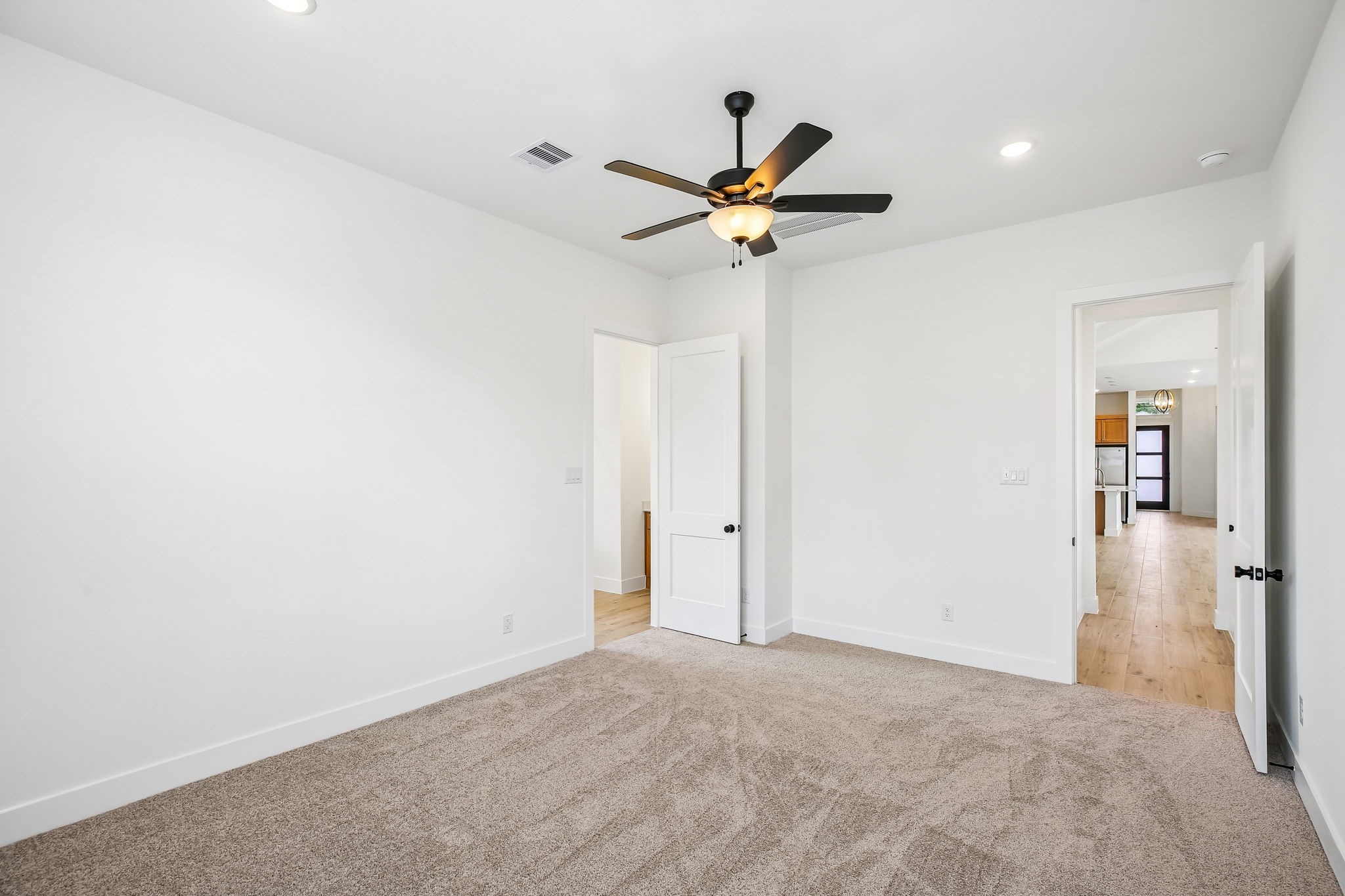 418 Rugged Rock Lane New Caney, TX 77357 - Photo 12 of 37