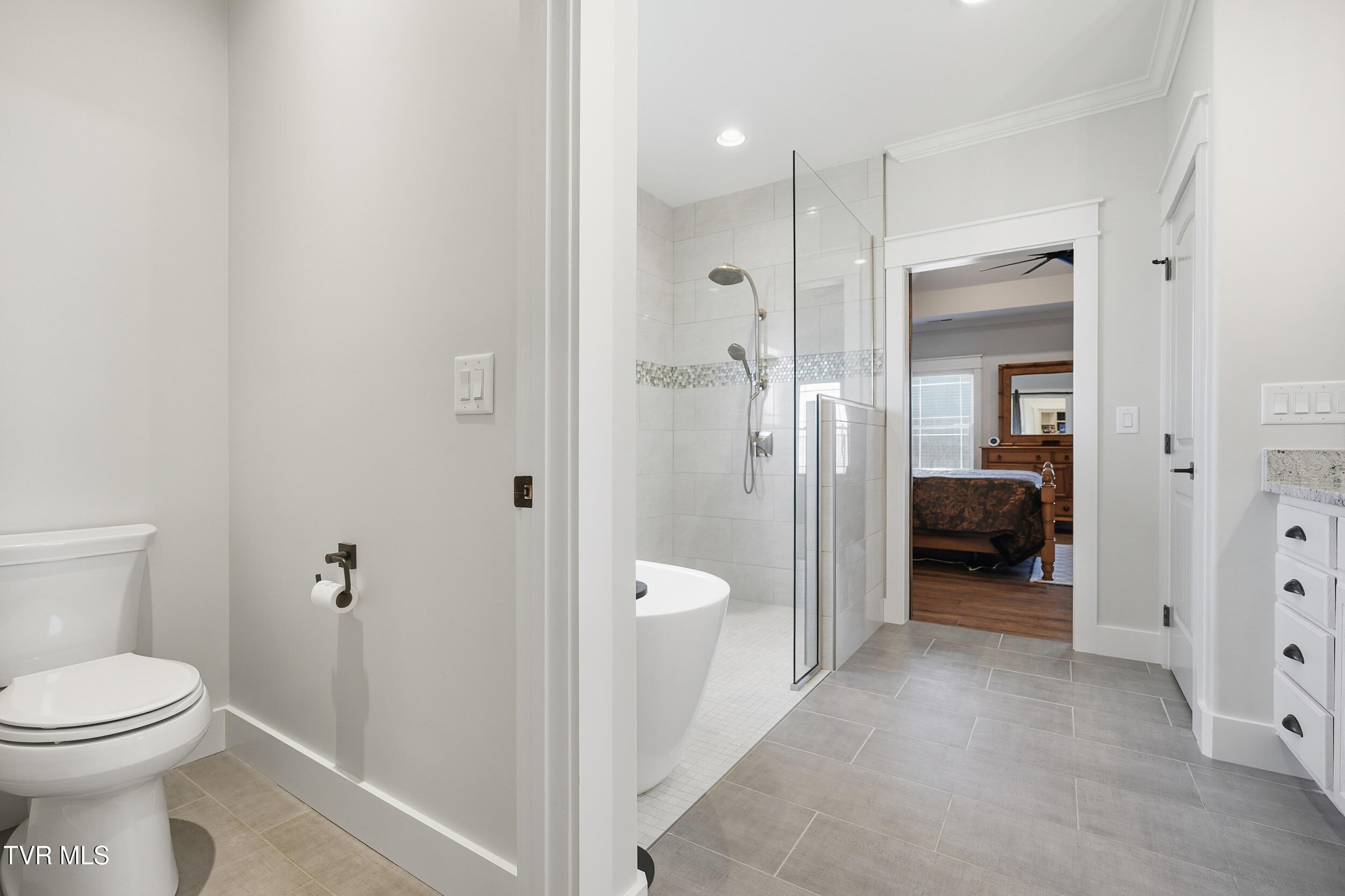 301 Painter Road Fall Branch, TN 37656 - Photo 20 of 46 25_301 painter rd-16