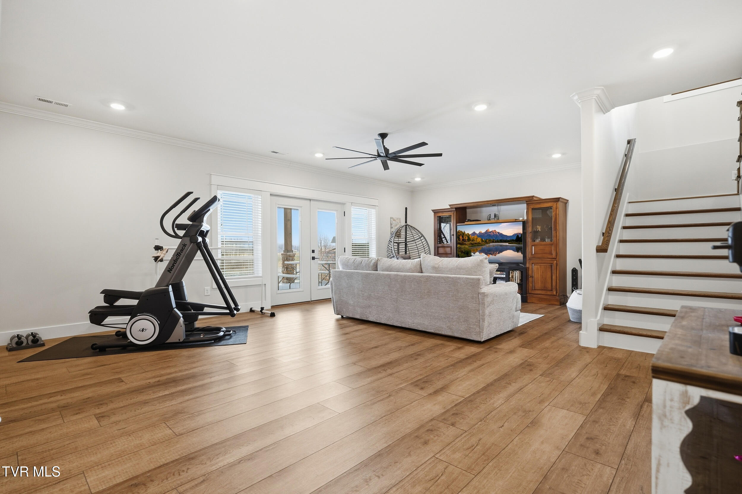 301 Painter Road Fall Branch, TN 37656 - Photo 28 of 46 33_301 painter rd-42