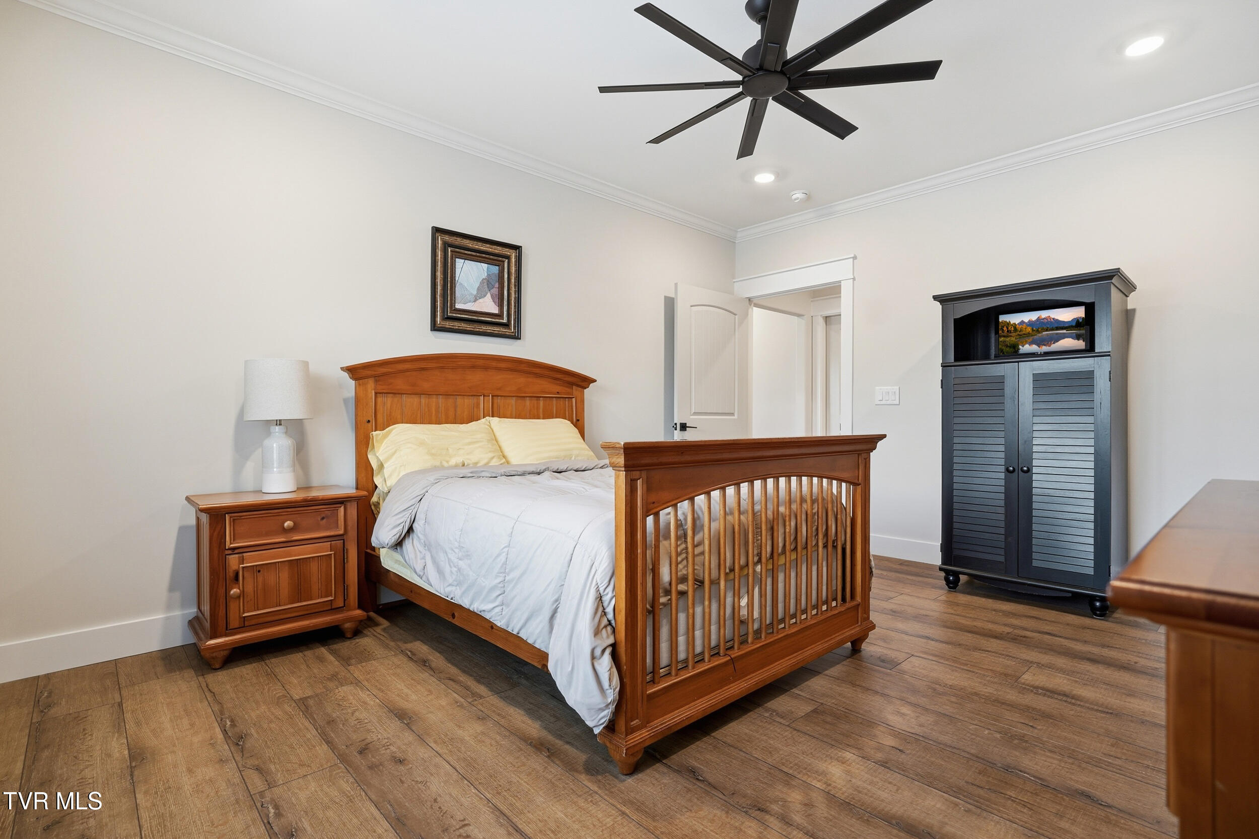 301 Painter Road Fall Branch, TN 37656 - Photo 35 of 46 40_301 painter rd-36