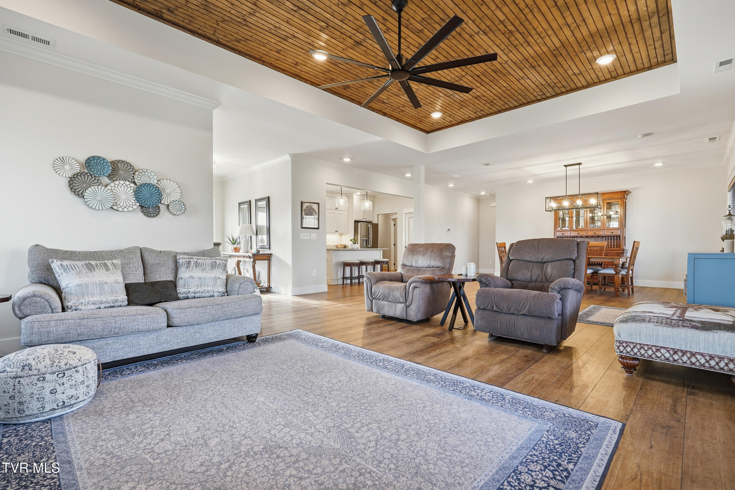 301 Painter Road Fall Branch, TN 37656 - Photo 9 of 46 14_301 painter rd-17