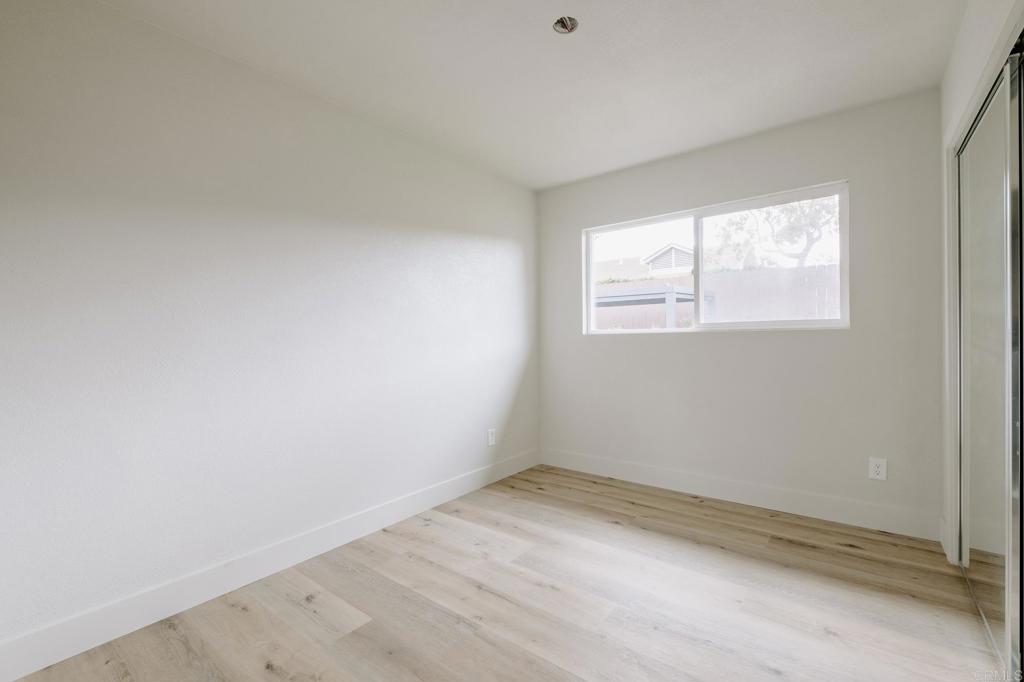 1027 San Abella Drive Encinitas, CA 92024 - Photo 14 of 27 an empty room with a window