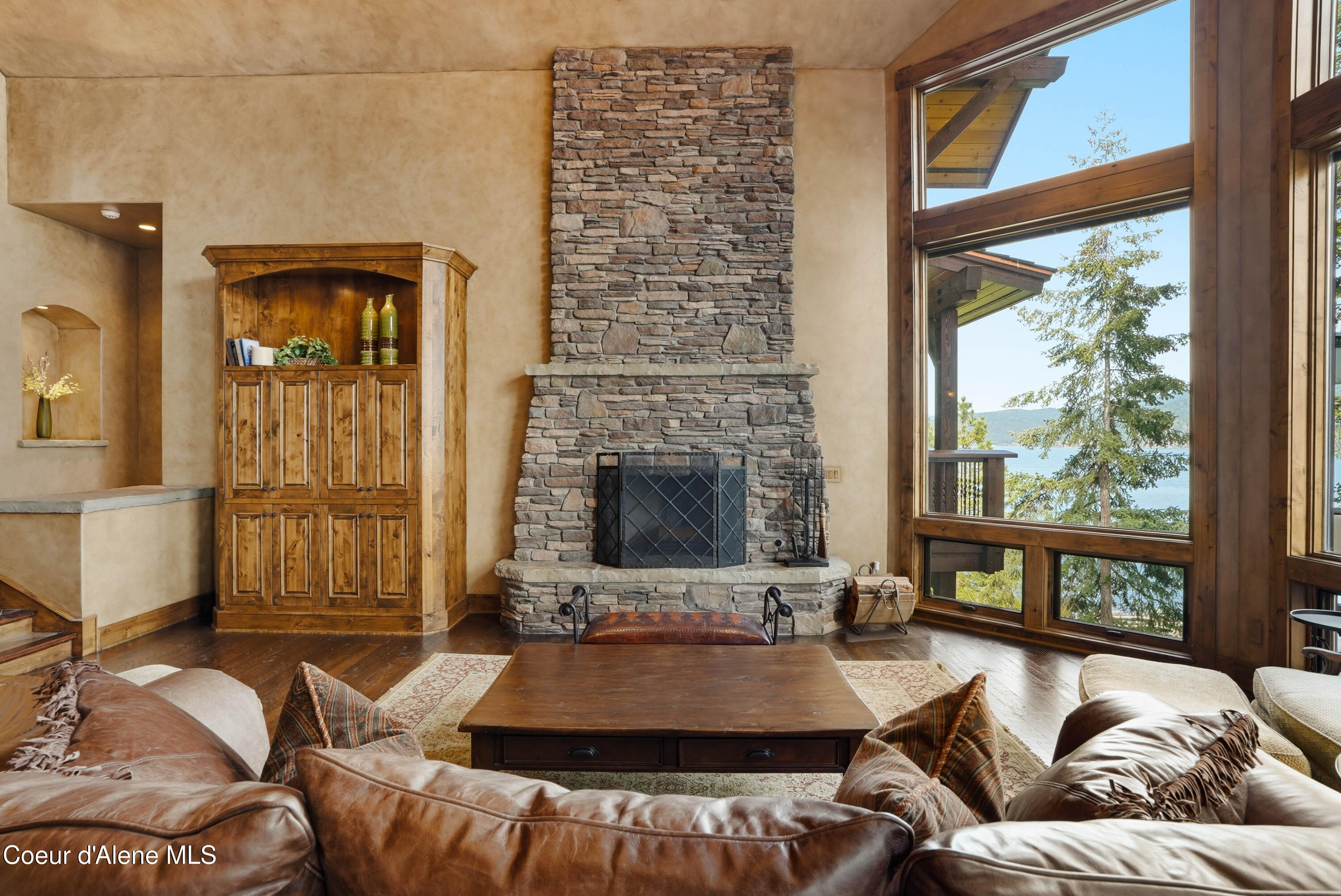 7190 West Rockford Bay Road Coeur D'Alene, ID 83814 - Photo 15 of 95 Stone Fireplace & Hearth