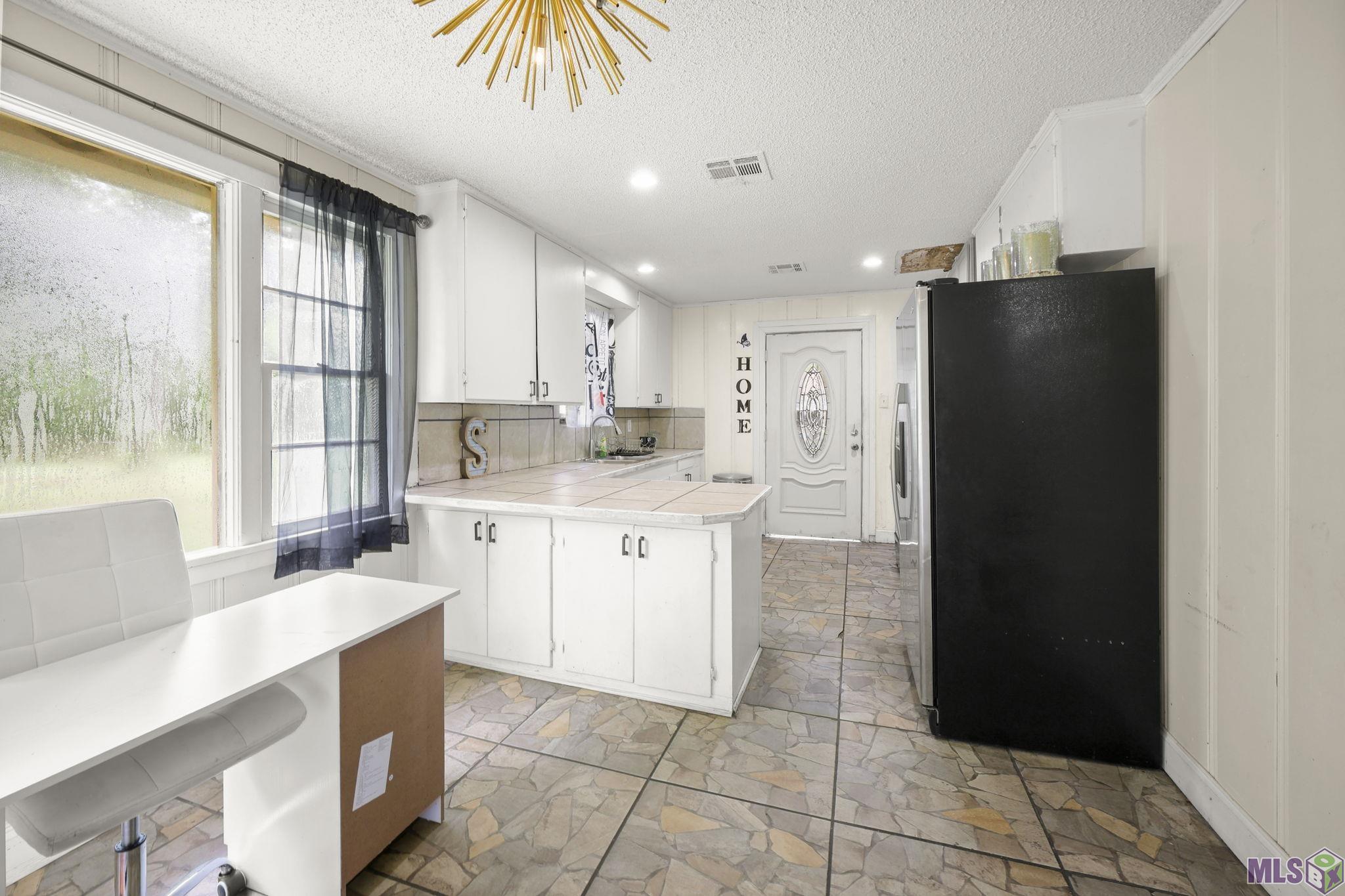3533 Lone Oak Drive Baton Rouge, LA 70814 - Photo 7 of 17