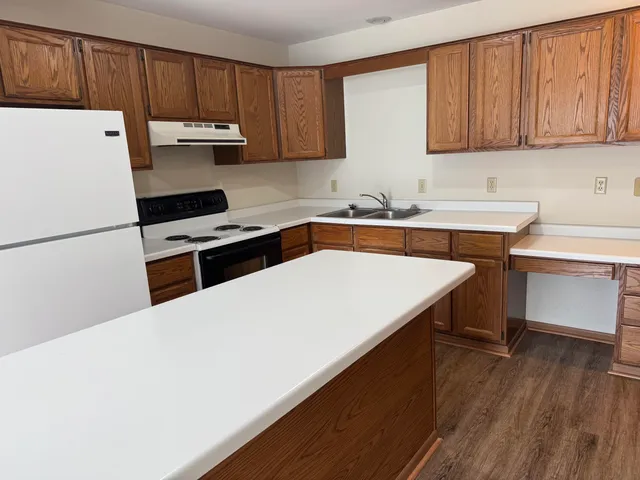 $430,000 | 622 North Sandy Lane, Unit 624, Elkhorn, WI 53121