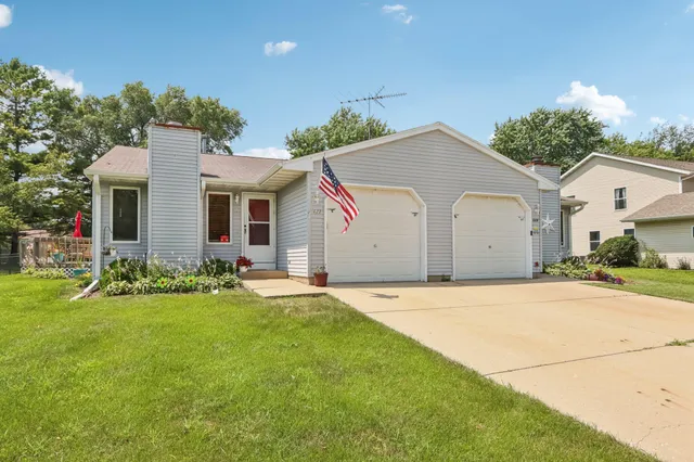 $430,000 | 622 North Sandy Lane, Unit 624, Elkhorn, WI 53121