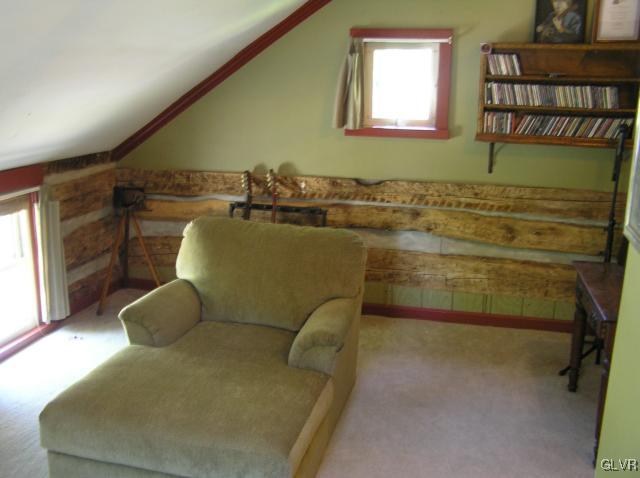 5810 Locust Valley Road Coopersburg, PA 18036 - Photo 11 of 23 a living room with furniture