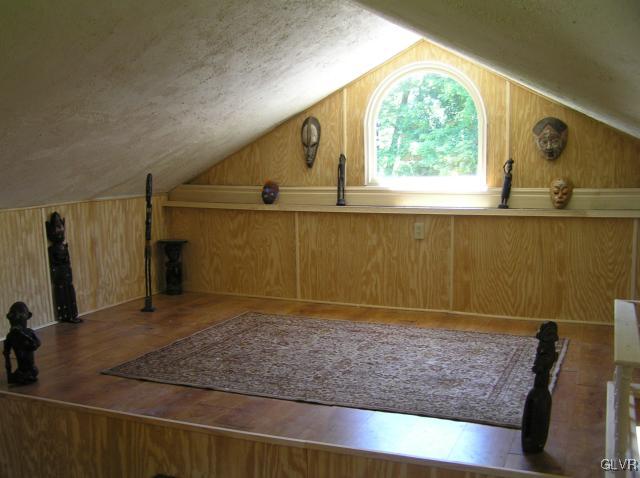 5810 Locust Valley Road Coopersburg, PA 18036 - Photo 20 of 23 a view of a living room