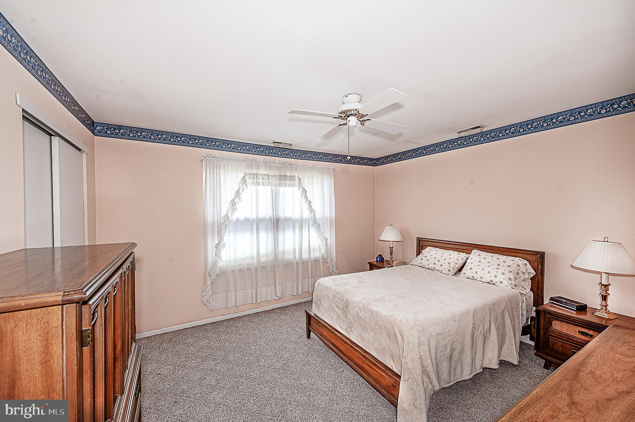 9 Intrepid Drive Sewell, NJ 08080 - Photo 14 of 20