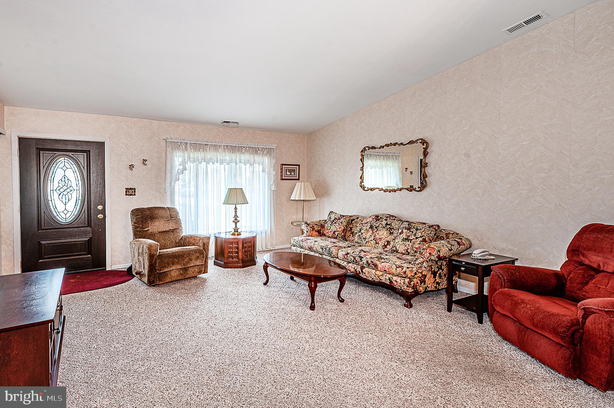 9 Intrepid Drive Sewell, NJ 08080 - Photo 5 of 20