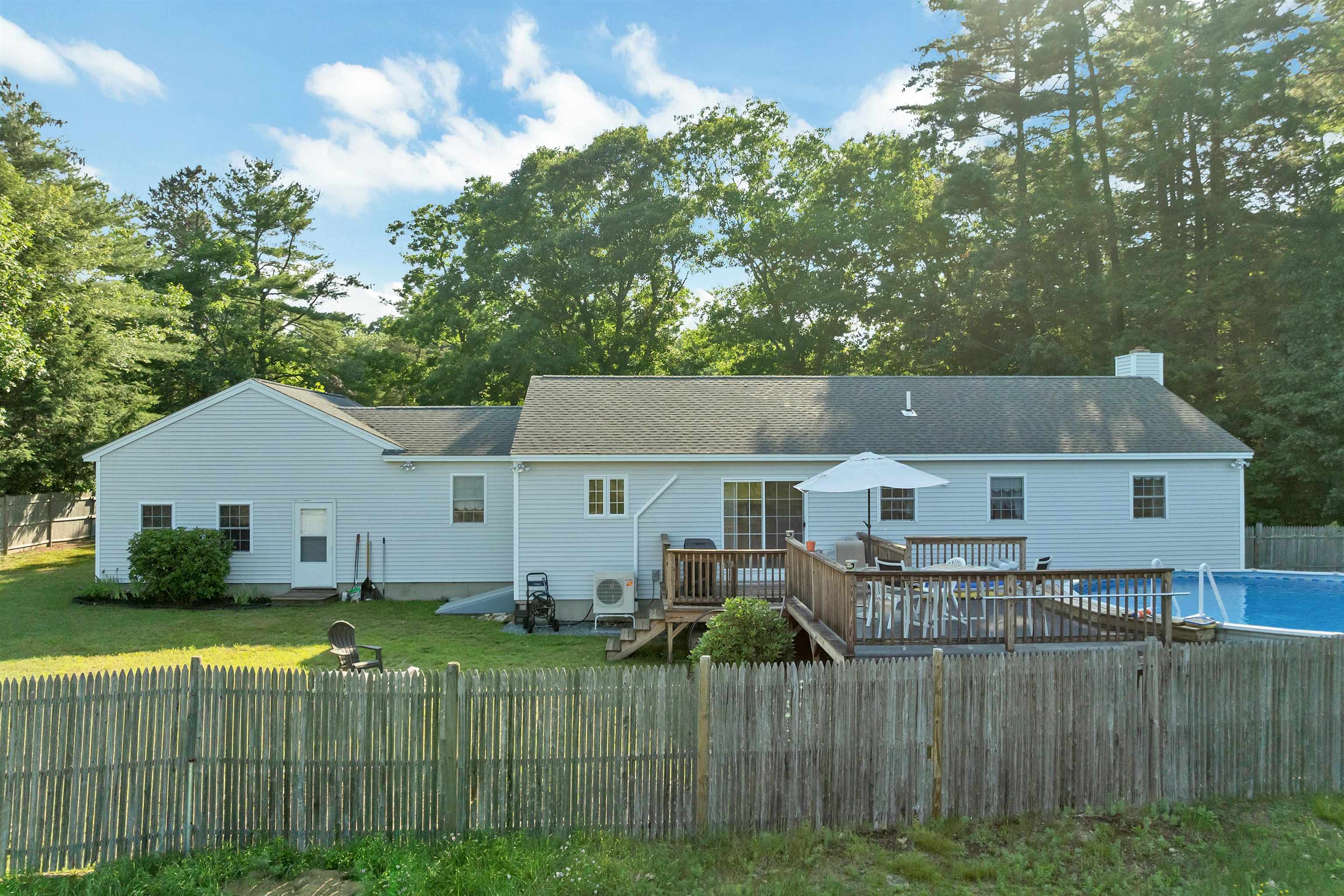 84 Fremont Road Raymond, NH 03077 - Photo 2 of 43