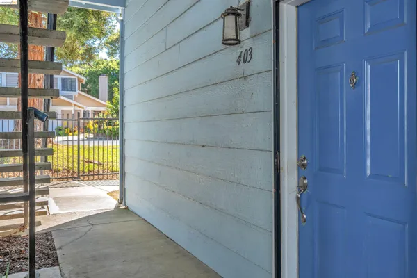 $199,000 | 403 Lighthouse Drive, Vallejo, CA 94590