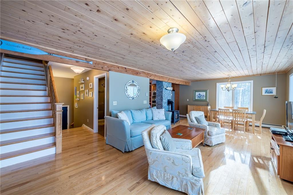9 Abenaki Road Harpswell, ME 04079 - Photo 10 of 33 Bright, open living areas