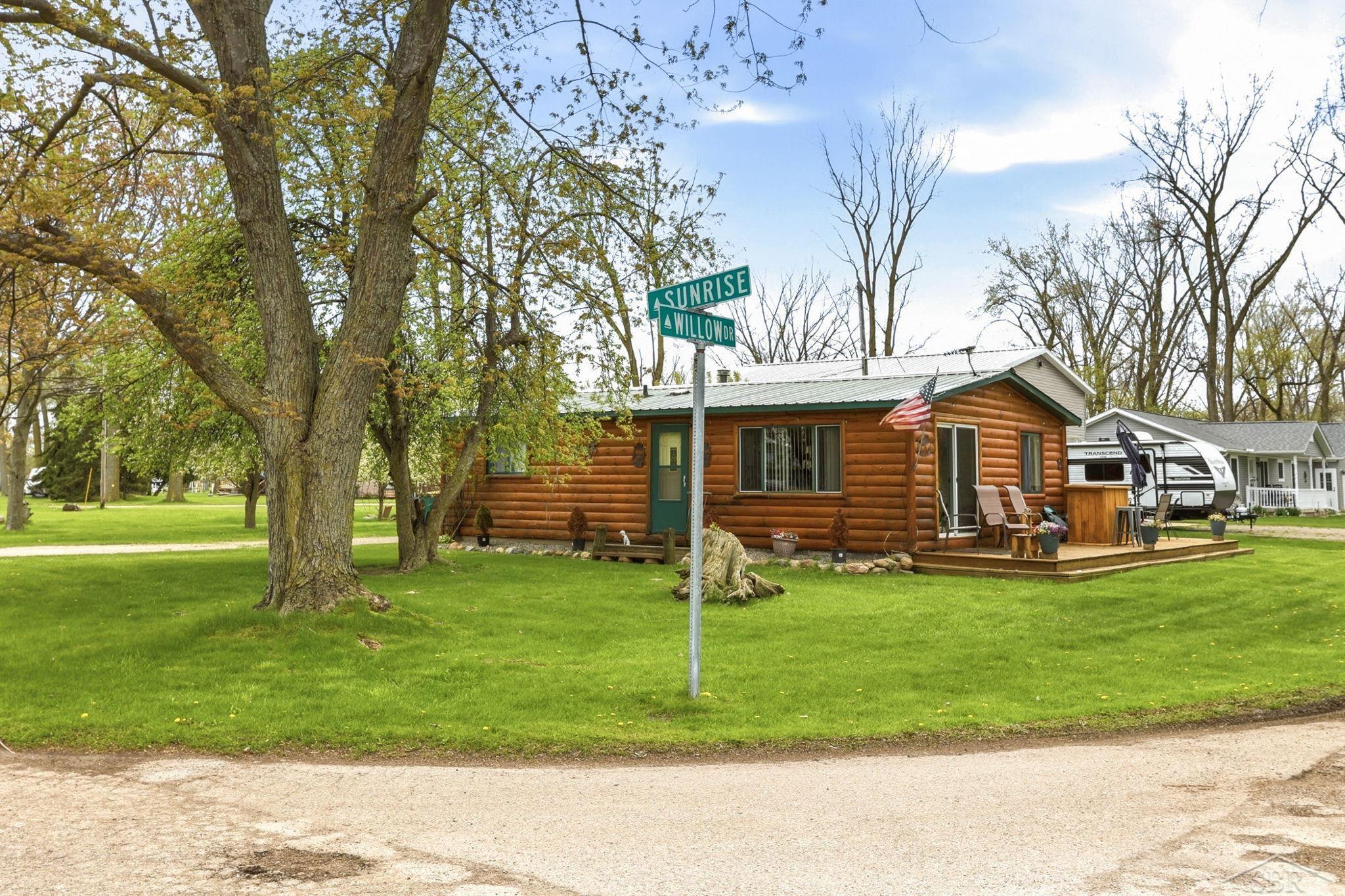 200 Sunrise Road Bay City, MI 48706 - Photo 34 of 49
