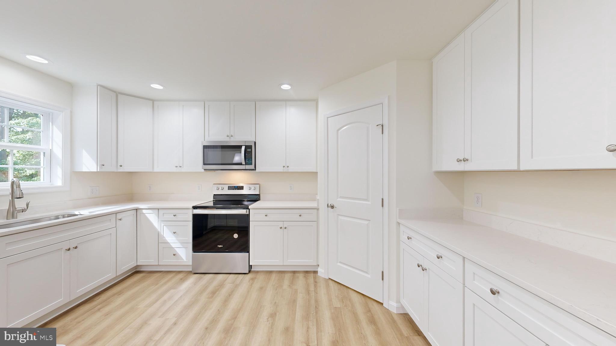 107 Nicholas Court New Castle, DE 19720 - Photo 15 of 38