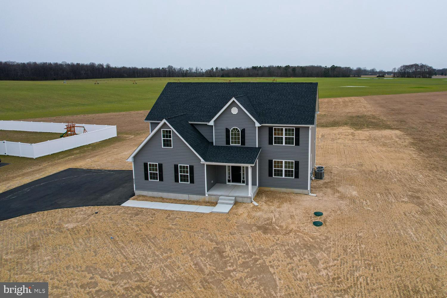 107 Nicholas Court New Castle, DE 19720 - Photo 3 of 38