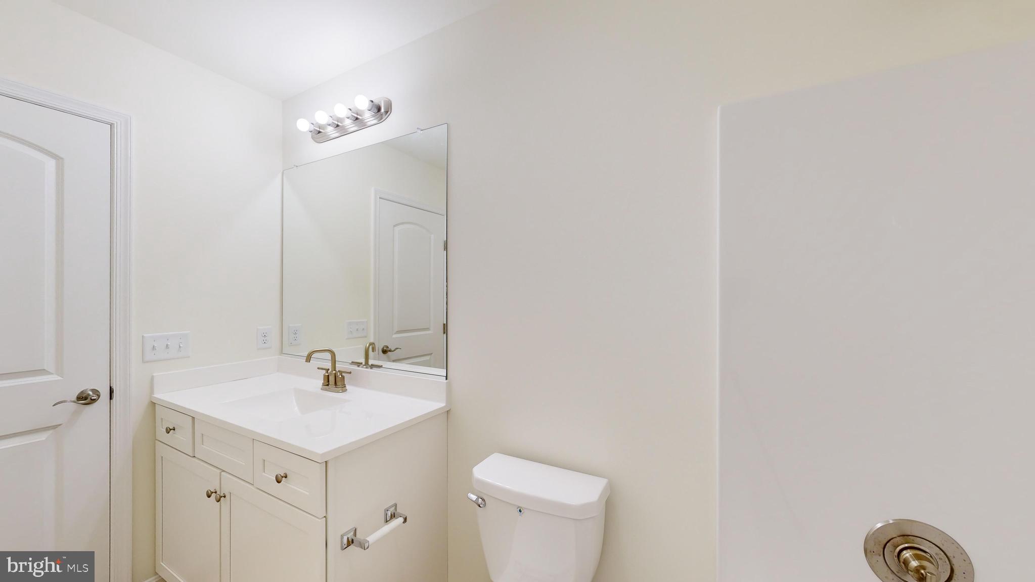 107 Nicholas Court New Castle, DE 19720 - Photo 33 of 38