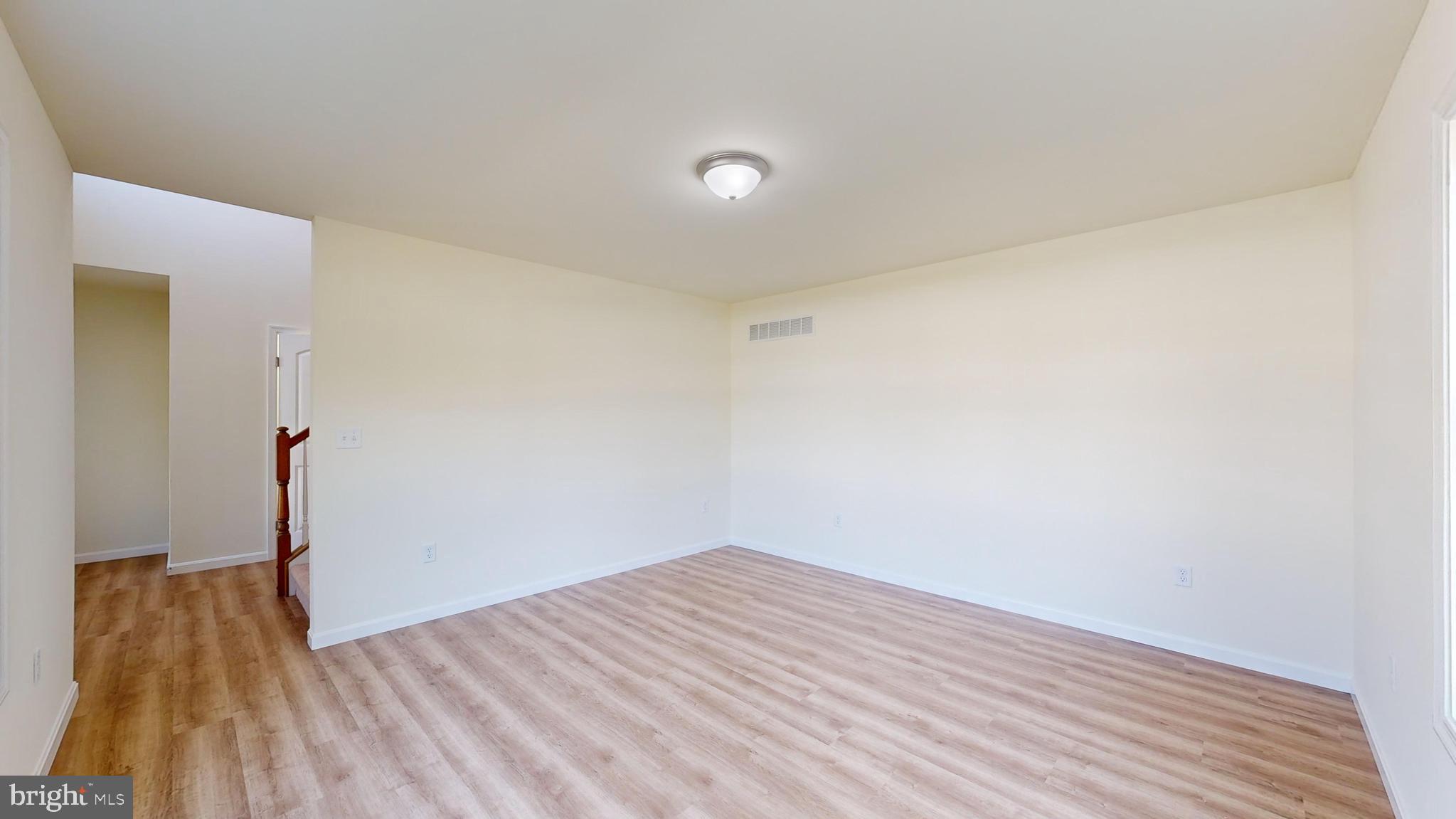 107 Nicholas Court New Castle, DE 19720 - Photo 5 of 38