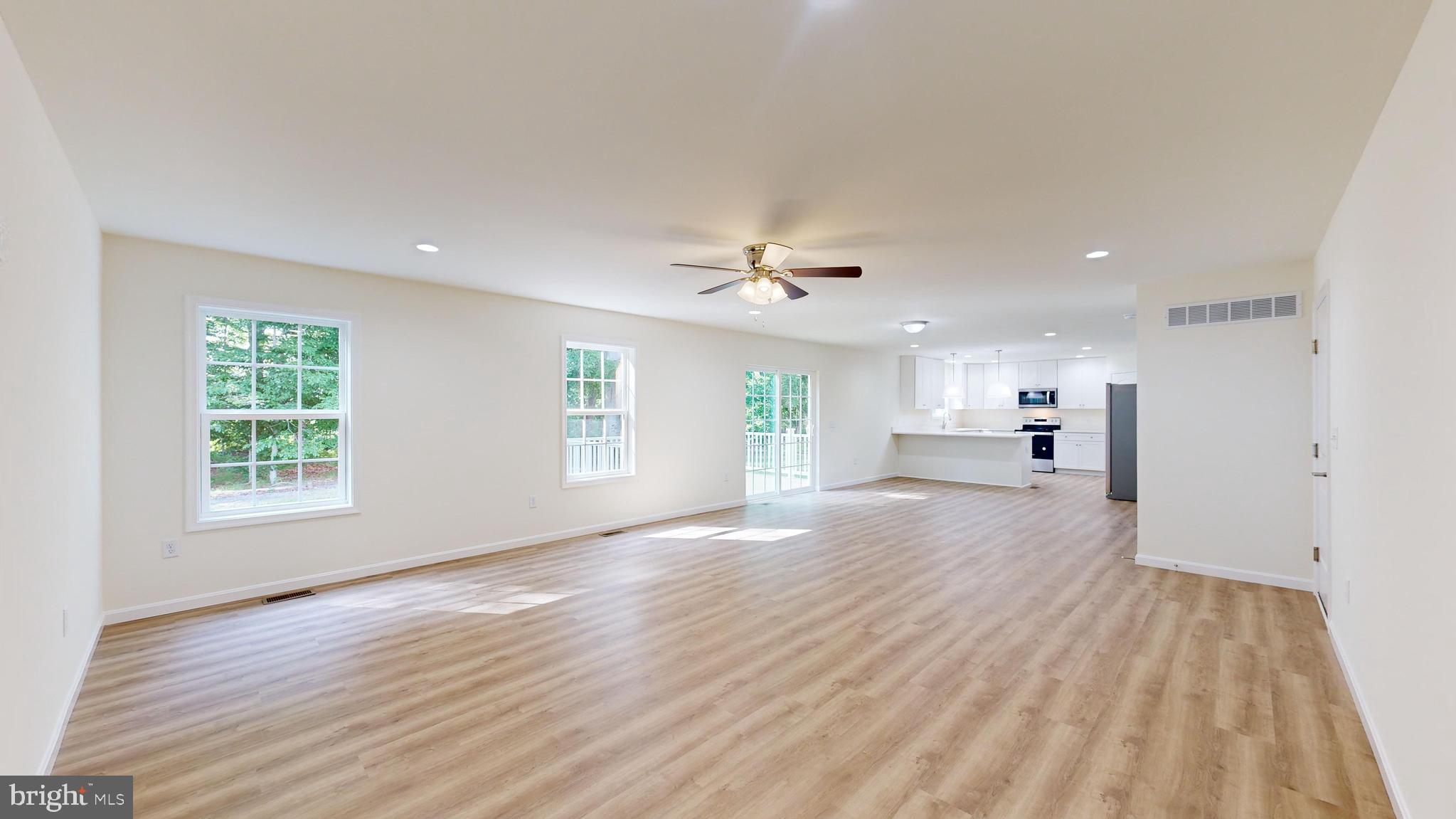 107 Nicholas Court New Castle, DE 19720 - Photo 8 of 38