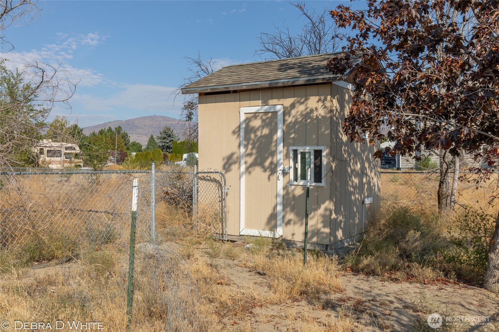 2 Kruse Street Omak, WA 98841 - Photo 22 of 23 a view of a house with a iron gate