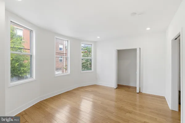 $2,300 | 935 East Passyunk Avenue, Philadelphia, PA 19147
