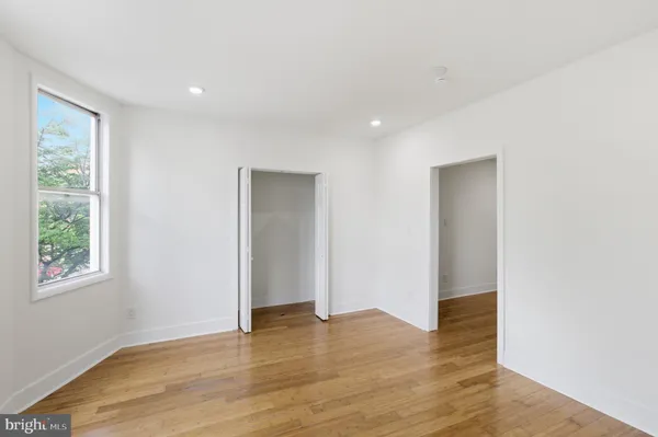 $2,300 | 935 East Passyunk Avenue, Philadelphia, PA 19147