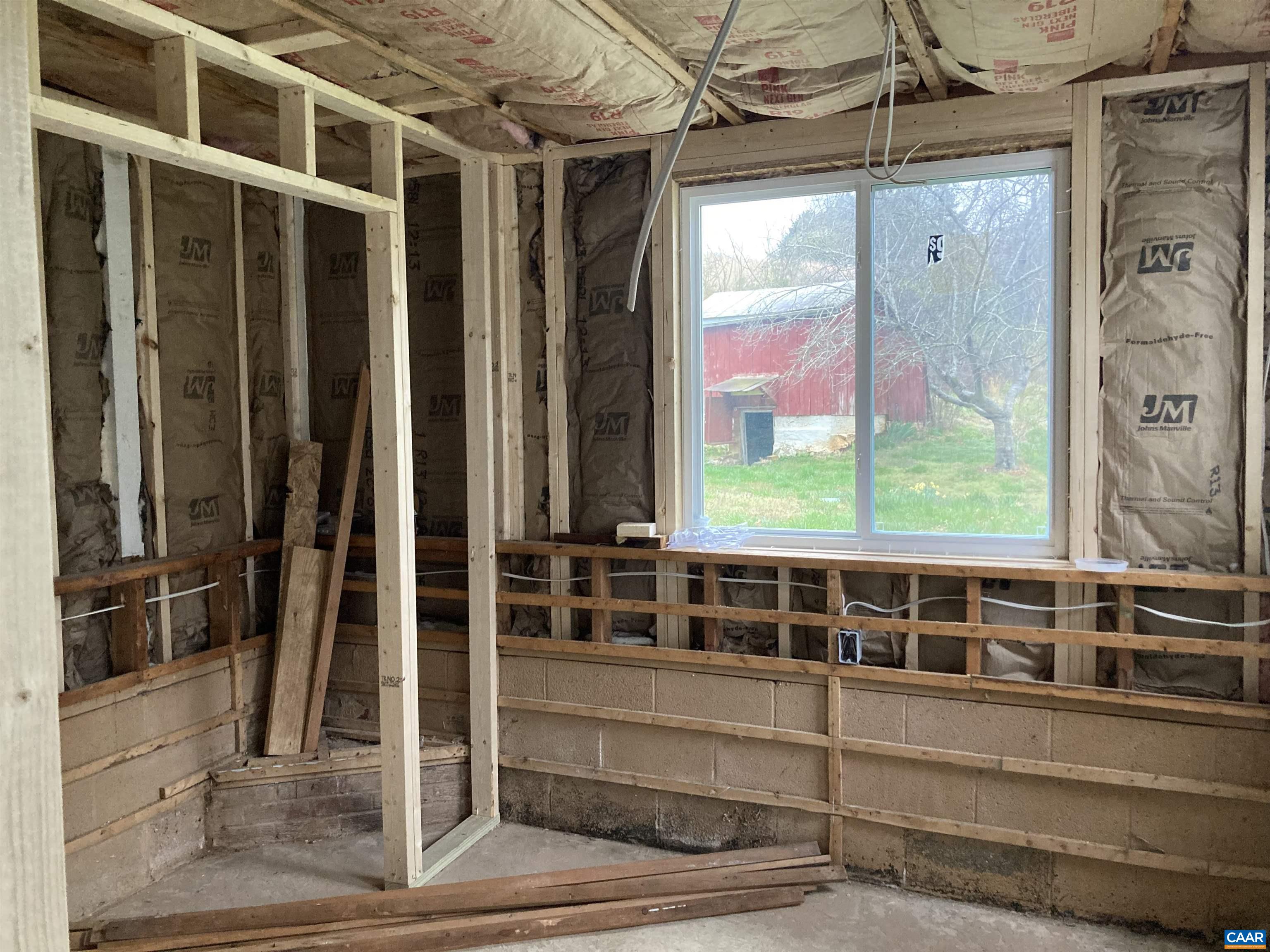 1654 River Road Faber, VA 22938 - Photo 13 of 41 Mud room with new windows
